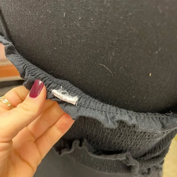 Black crop top - Picture 3 of 3